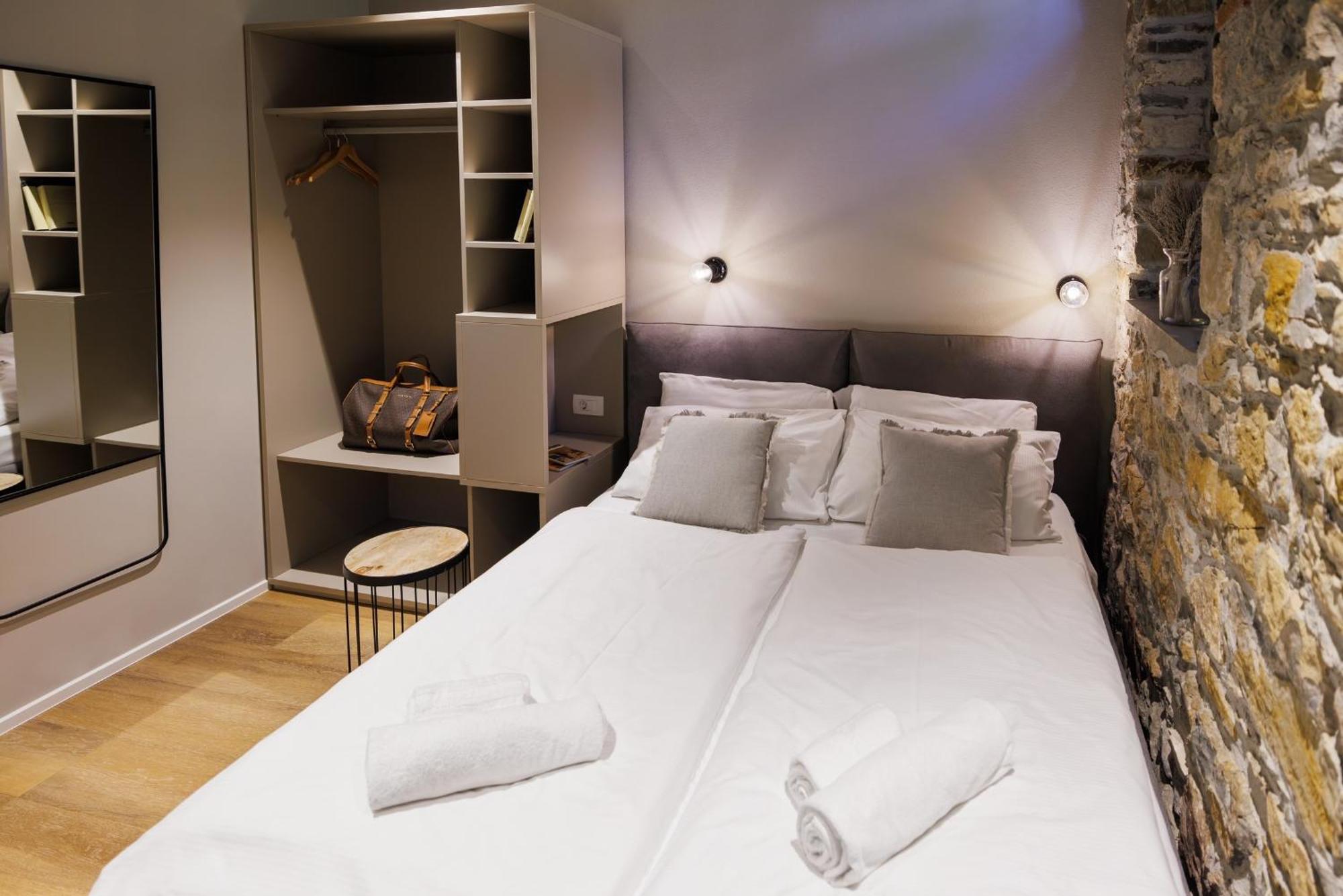 Vila Robida Rooms & Spa Crni Kal Ngoại thất bức ảnh